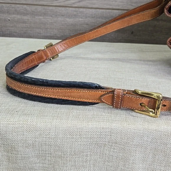 Vintage Dooney & Bourke Black Leather Bucket Shoulder Bag - Picture 6 of 12